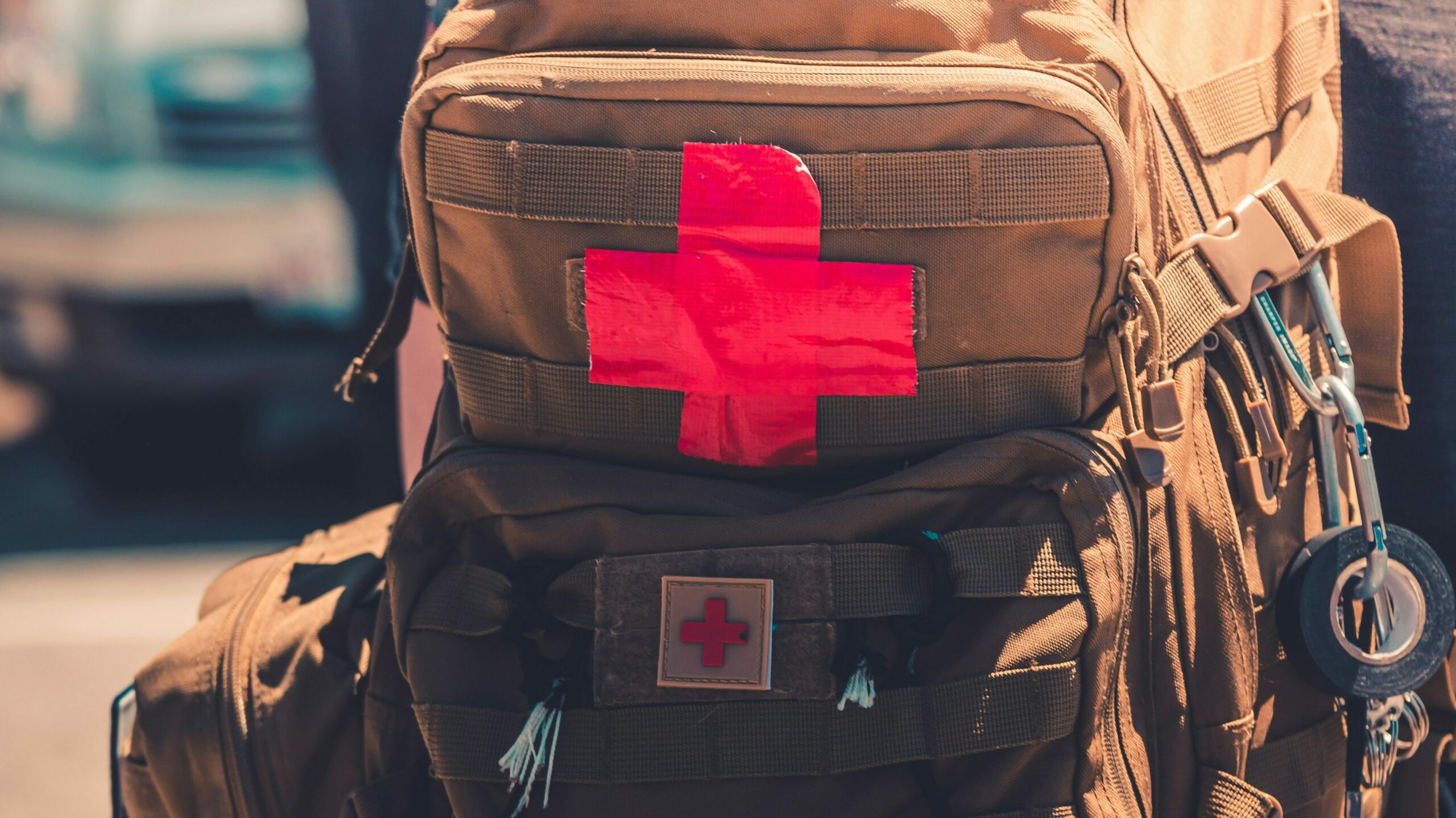 Erste-Hilfe-Kenntnisse: Grundlagen in Erste-Hilfe und Erstellen eines medizinischen Notfallkits